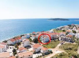 Apartment Rogoznica 17129b