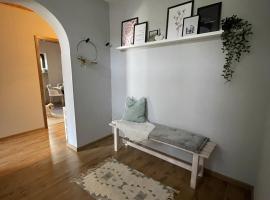Haus Anna, hotel v destinaci Lemberg