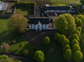 The Carriage Houses at Beechpark House, B&B i Bunratty