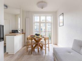 Cozy & Bright Flat in Peaceful Area, апартамент в Копенхаген