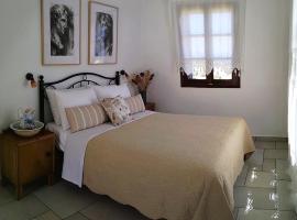 Peaceful, panoramic seaview retreat, apartment in Moutsouna Naxos