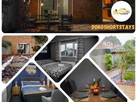 Raku House Ashford 5 beds - sleep 8 - Free parking and Wifi - Prime location for Families and Contractors, hotell i Ashford