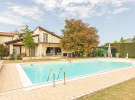 Villa Isabella - Venice Retreat - Swimming Pool and Garden, hotel with pools in Venice