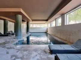 2 BDR Apartment W/Pool and Jacuzzi by LovelyStay