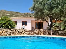 Casa-Emilia-Competa-Traumhafte-Lage-mit-Privat-Pool