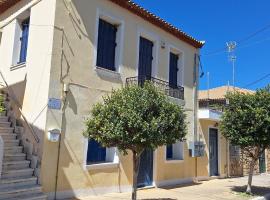 Family stone apartment, beach rental in Kyparissia