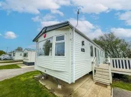 Stunning Caravan With Large Decking Area And Its Very Own Hot Tub, Ref 95025sw