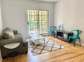 201-Newly Renovated 2 Bed 2 Bath Apt With Patio, apartment in Hoboken