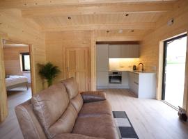 Killarney Cabins, Stunning New Lodges, hytte i Killarney