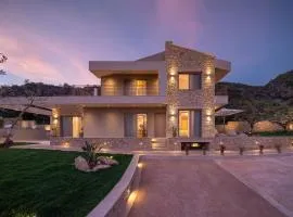 Foneas Bay Villa