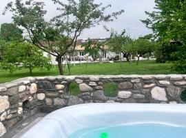 Natura villa with jacuzzi, hotel with jacuzzis in Limenas