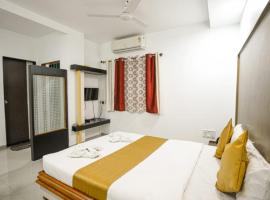 HOTEL ANAND, hotel near Ratnagiri Airport - RTC, Ratnagiri