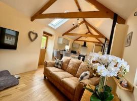 Dog friendly barn conversion in the Wye Valley, cabaña o casa de campo en Mitchel Troy