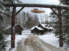 The Kresge Kabin - Authentic Grand Log Cabin.، كوخ في Vermont Ventures