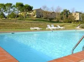 Comfy country home in Asciano