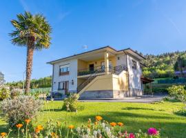 APARTAMENTOS OLGA, place to stay in Cudillero