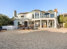 Malibu Dunes by Fieldtrip Expansive Hamptons-Style Estate w Private Beach Backyard