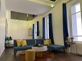 Cosy Loft Charme/Porte Maillot, hotel a Neuilly-sur-Seine