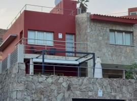 Pure luxury & comfort, 8 people, energy class A., hotel en La Playa de Tauro