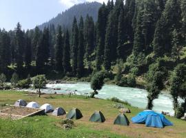 Mountain Heights Adventure, campsite in Anantnāg