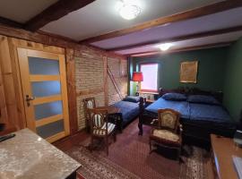 Pokoje Złotoryja, motel in Złotoryja