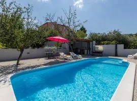 Villa Almond near Omis, private pool