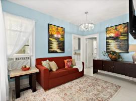 Casa Maria 2- Charming, Quaint Apt Next to Everything Downtown!, hotel a St. Augustine