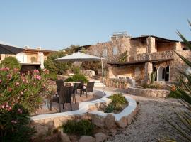 Calamadonna Club Hotel, hotelli kohteessa Lampedusa