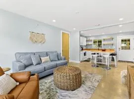 Paradise Palms - Flamingo Suite - Steps to Ocean - 10 min to Downtown!