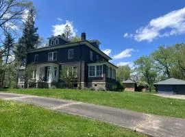 The Manor at Glen Jean Meadows
