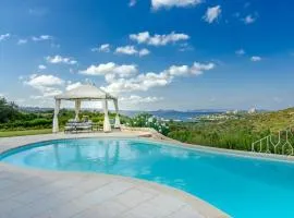 Incantevole Villa con vista mare a Baja Sardinia