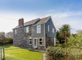 4 Bed in St Keverne TVALL, vacation home in Saint Keverne