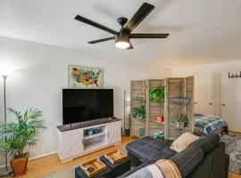 Central and Executive-Style Oasis in Long Beach!