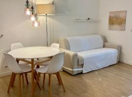 I TULIPANI Appartamento fronte Lago Maggiore, holiday rental in Germignaga