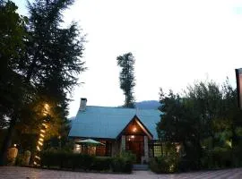 Sundazed Cottage by Edenhomes