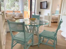 Wiki's Place, hotel in Porto Rotondo