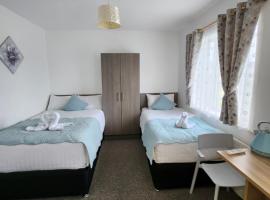 Cozy Room,Private Bathroom,Private Kitchynete, hotel perto de Connolly Hospital, Dublin
