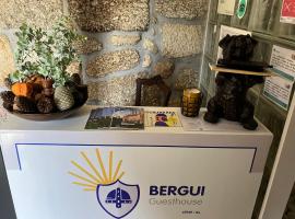 Bergui Guesthouse - Em Guimarães desde 2017, hotel em Guimarães