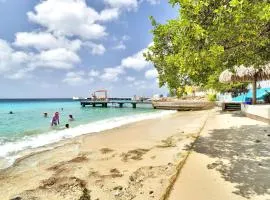 Chachacha Ocean View Apartment on the Sea
