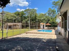 Rancho dos Tantãs, hotel di Santa Rita do Passa Quatro