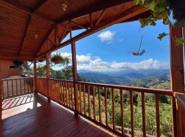 Cabaña Gitana - Magical and WINDY nature getaway!, hotel in Jardín