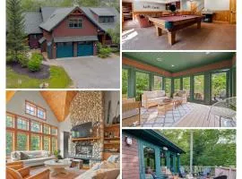 Spacious Ski Haven Pool Table Grand Fireplace!