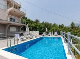 Villa Sofia, Žvinje
