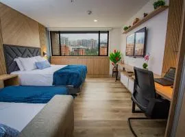 Unique Suite in El Poblado CoWork/ GYM / Fast WiFi