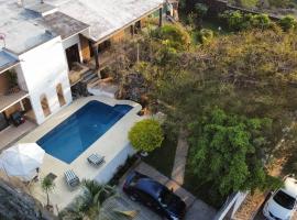 Villa de los abuelos, Burgos Cuernavaca, casa de temporada em Temixco