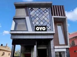 OYO Flagship 80991 Hotel Kvs Residency