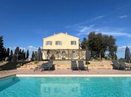 Podere Cornacchino, hotel Peccioliban