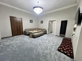 STS-Family home guest house, casa de campo em Samarkand