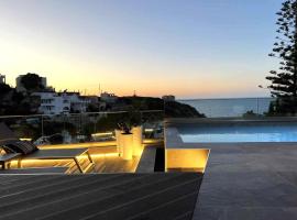 D&A View Luxury Villa 60meters from the Sea, hotell i Ligaria