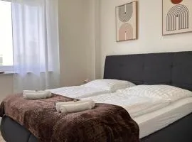 AMAO Obsidian - 120 m2 Business & Family Apartment - 3 Bedrooms - 8 Guests - King-Size Beds